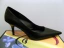 Black Pointy-Toe Shoes